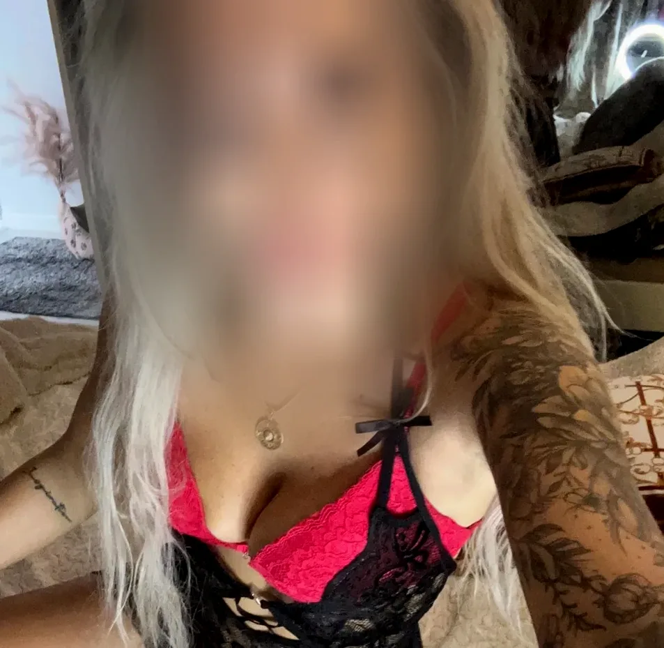 Carmela, 36 anni